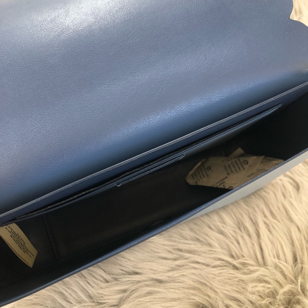 NWT Kate spade scallop edge crossbody handbag - Picture 8 of 8
